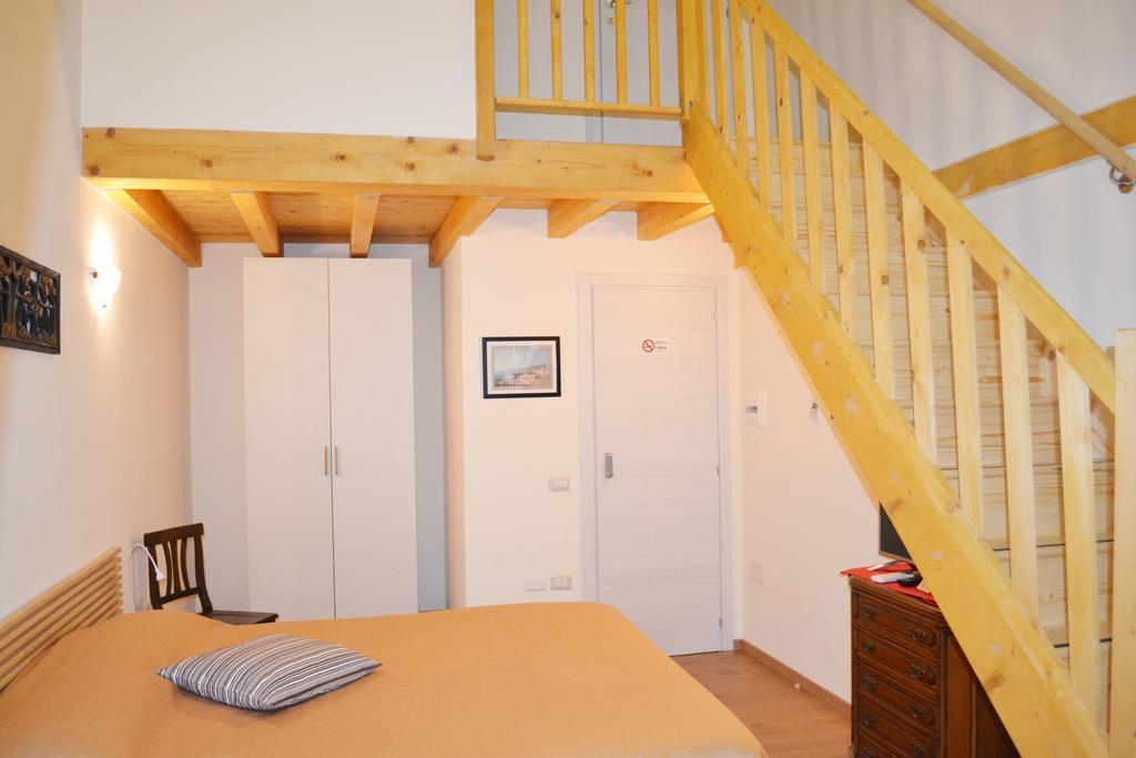 La Cattedrale Bed & Breakfast Naples Room photo