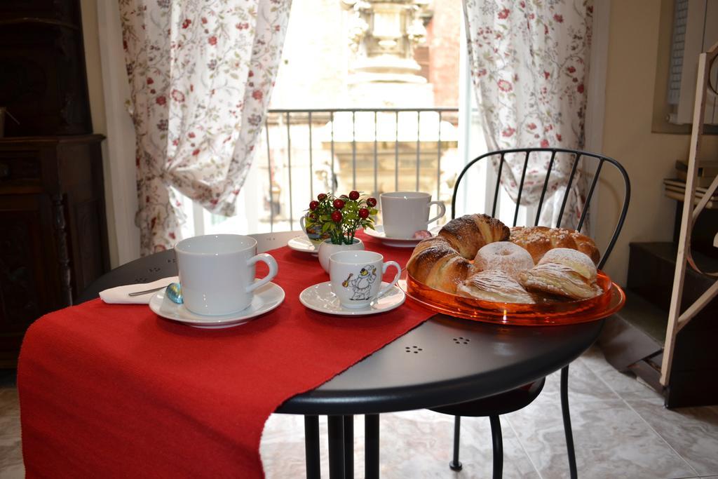 La Cattedrale Bed & Breakfast Naples Exterior photo