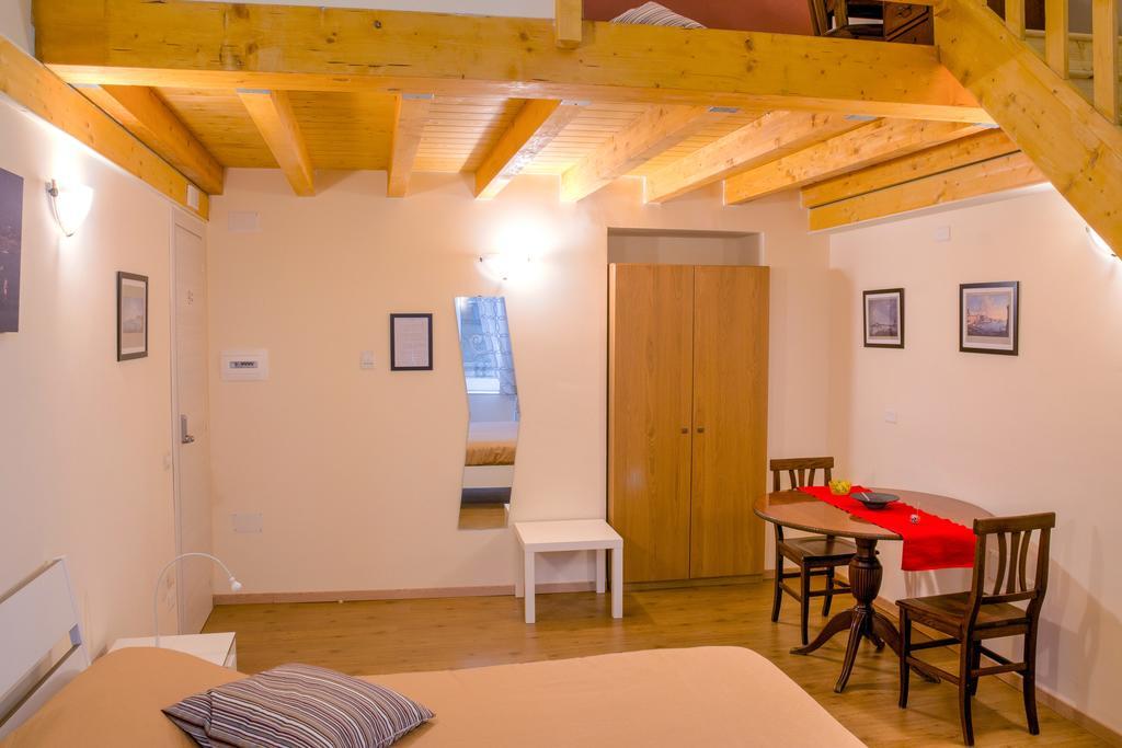 La Cattedrale Bed & Breakfast Naples Exterior photo